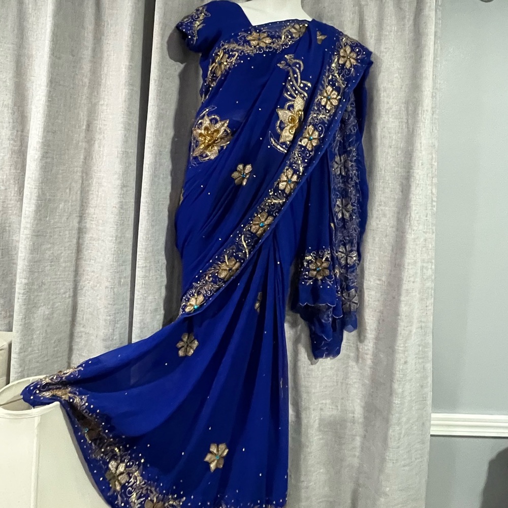 Gorgeous Saree with stitched blouse
